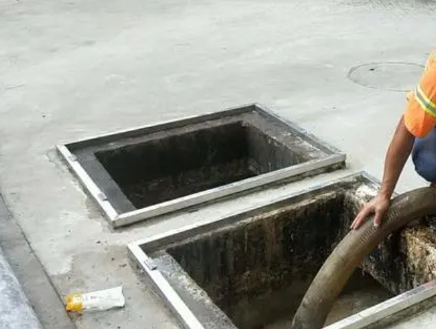 凤泉化粪池清理