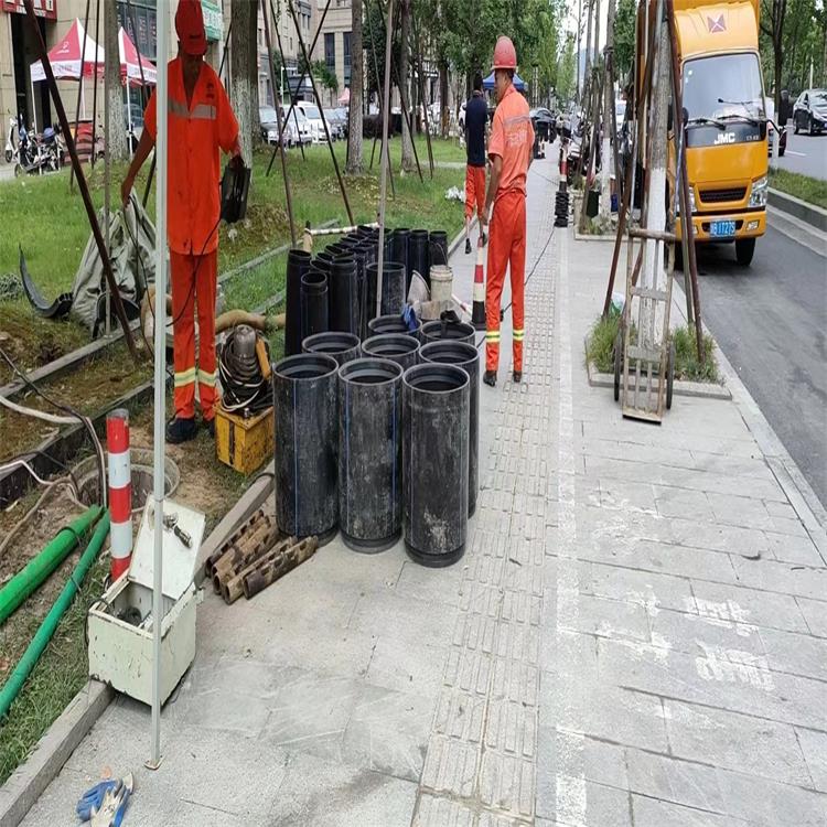 凤泉管道短管置换修复